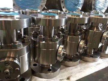 Reduced Bore / Full Bore Floating Ball Valve With Stainless Steel Material